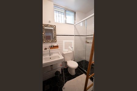 Banheiro de apartamento à venda com 1 quarto, 68m² em Santa Teresa, Rio de Janeiro