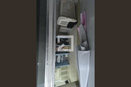 Apartamento à venda com 74m², 2 quartos e sem vagaBanheiro