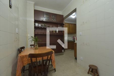 Apartamento à venda com 74m², 2 quartos e sem vagaCozinha