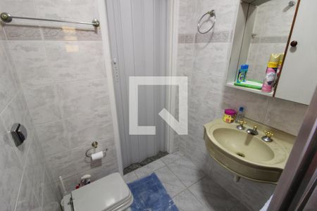 Banheiro de casa à venda com 4 quartos, 130m² em Vila Ema, São Paulo