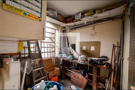 Casa à venda com 150m², 2 quartos e 3 vagas Casa à venda com 150m², 2 quartos e 3 vagasquartinho de coisinhas