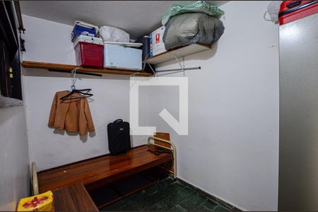 Casa à venda com 150m², 2 quartos e 3 vagas Casa à venda com 150m², 2 quartos e 3 vagasGaragem