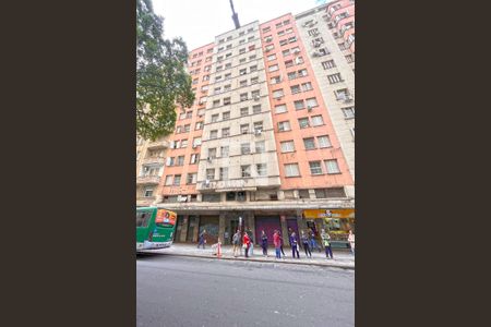 Apartamento para alugar com 45m², 2 quartos e sem vagaFachada