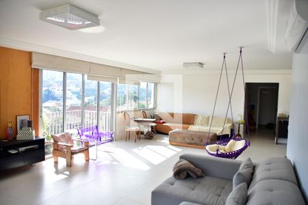 Sala de apartamento para alugar com 4 quartos, 237m² em Santa Cecilia, São Paulo