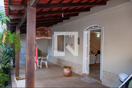 Casa à venda com 364m², 4 quartos e 4 vagasvaranda