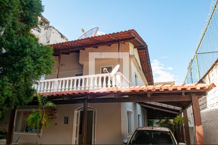 Casa à venda com 364m², 4 quartos e 4 vagasfrente