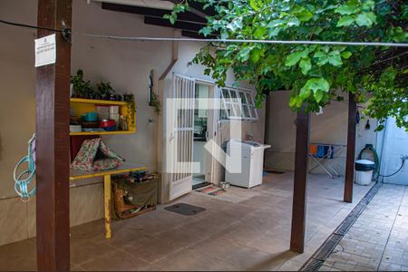 Casa à venda com 364m², 4 quartos e 4 vagasarea de serviço