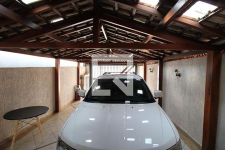 Vista da sala  de casa à venda com 3 quartos, 159m² em Vila Anglo Brasileira, São Paulo