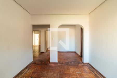 Sala de casa à venda com 3 quartos, 180m² em Cavalhada, Porto Alegre