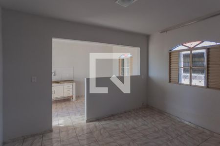 Casa à venda com 359m², 5 quartos e 3 vagas Casa à venda com 359m², 5 quartos e 3 vagasCopa e Cozinha