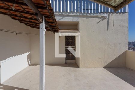 Casa à venda com 359m², 5 quartos e 3 vagas Casa à venda com 359m², 5 quartos e 3 vagasÁrea de Serviço