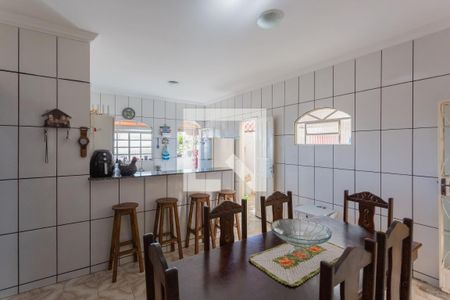 Casa à venda com 359m², 5 quartos e 3 vagas Casa à venda com 359m², 5 quartos e 3 vagasCopa
