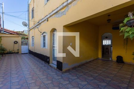 Casa à venda com 359m², 5 quartos e 3 vagas Casa à venda com 359m², 5 quartos e 3 vagasGaragem