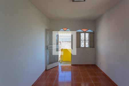 Casa à venda com 359m², 5 quartos e 3 vagas Casa à venda com 359m², 5 quartos e 3 vagasSala 2