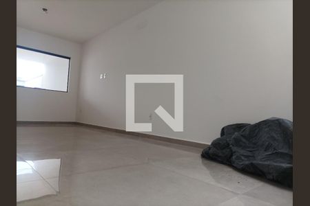 Sala de casa à venda com 3 quartos, 127m² em Jardim Independência, São Paulo