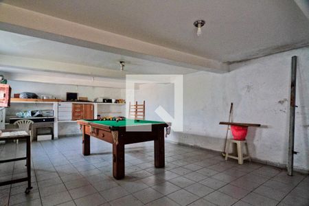 Casa à venda com 190m², 4 quartos e 4 vagasPorão