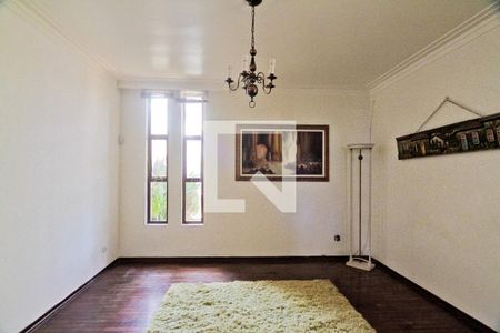 Sala de casa à venda com 4 quartos, 190m² em Jardim Peri, São Paulo