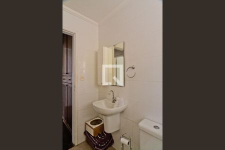 Casa à venda com 190m², 4 quartos e 4 vagasBanheiro 2