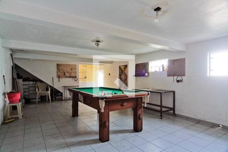 Casa à venda com 190m², 4 quartos e 4 vagasPorão