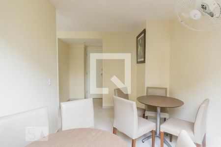 Apartamento à venda com 62m², 2 quartos e 1 vaga Apartamento à venda com 62m², 2 quartos e 1 vagaÁrea comum - Salão de festas
