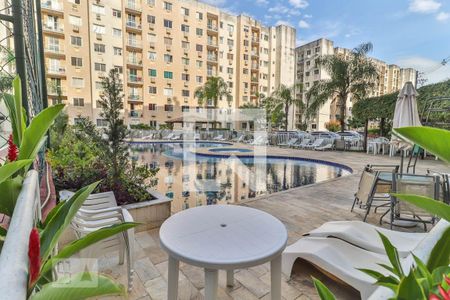 Apartamento à venda com 62m², 2 quartos e 1 vaga Apartamento à venda com 62m², 2 quartos e 1 vagaÁrea comum - Piscina