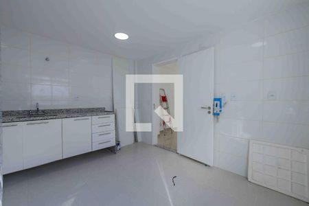 Apartamento à venda com 264m², 3 quartos e 3 vagasCozinha e Área de Serviço