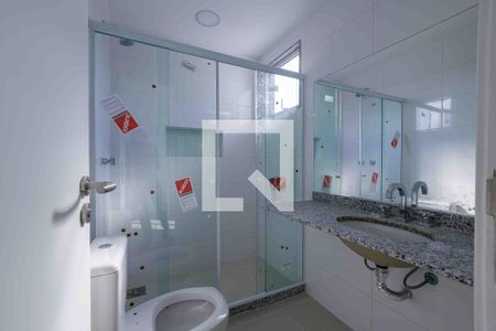 Apartamento à venda com 264m², 3 quartos e 3 vagasBanheiro Suíte 3