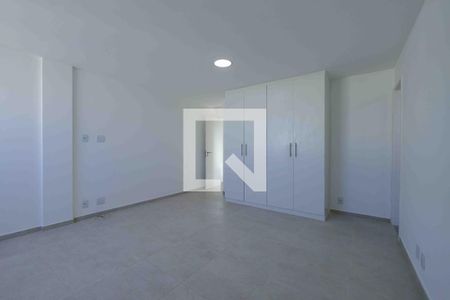 Apartamento à venda com 264m², 3 quartos e 3 vagasSuíte 2