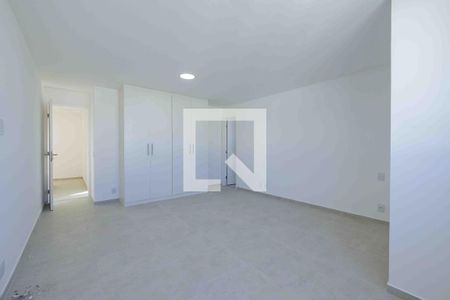 Apartamento à venda com 264m², 3 quartos e 3 vagasSuíte 2