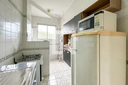 Cozinha de apartamento para alugar com 1 quarto, 60m² em Balneario Cidade Atlantica, Guarujá