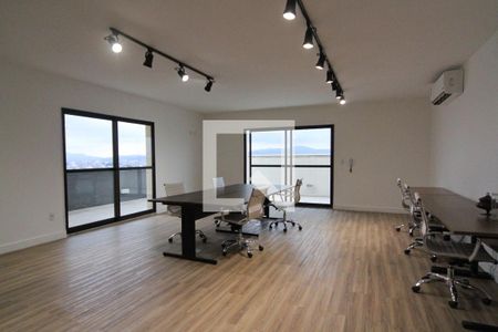 Apartamento à venda com 55m², 2 quartos e 1 vagaCowork