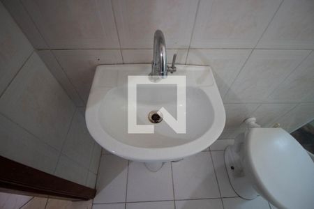 Casa de condomínio à venda com 85m², 2 quartos e 1 vaga Casa de condomínio à venda com 85m², 2 quartos e 1 vagaBanheiro