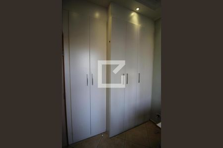 Apartamento à venda com 76m², 2 quartos e 1 vagaQuarto 2