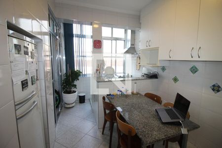 Apartamento à venda com 76m², 2 quartos e 1 vagaCozinha
