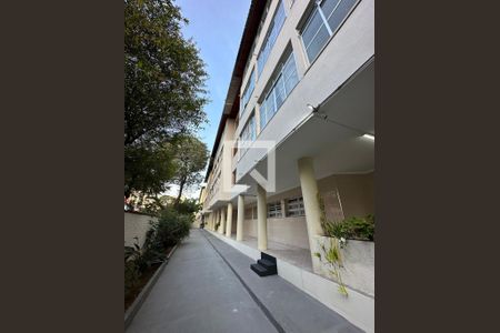 Apartamento à venda com 76m², 2 quartos e 1 vagaÁrea comum