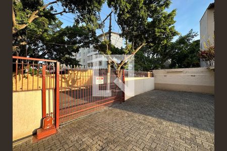 Apartamento à venda com 76m², 2 quartos e 1 vagaÁrea comum