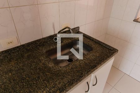 Apartamento para alugar com 55m², 2 quartos e 2 vagas Apartamento para alugar com 55m², 2 quartos e 2 vagasCozinha