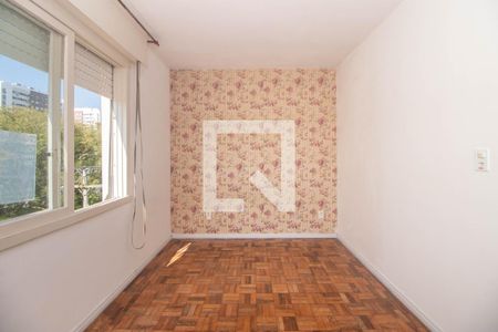 Quarto de apartamento para alugar com 1 quarto, 43m² em Passo da Areia, Porto Alegre