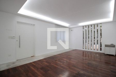 Sala de casa para alugar com 3 quartos, 243m² em Vila Madalena, São Paulo