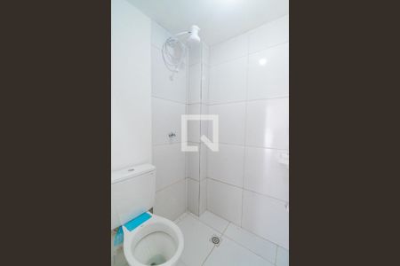 Banheiro de apartamento para alugar com 1 quarto, 18m² em Vila do Encontro, São Paulo