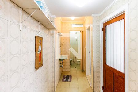 Casa à venda com 114m², 2 quartos e 2 vagasLavabo