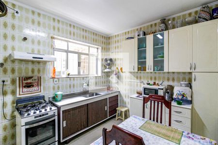 Casa à venda com 114m², 2 quartos e 2 vagasCozinha