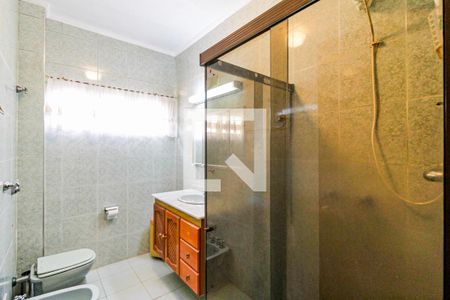 Casa à venda com 114m², 2 quartos e 2 vagasBanheiro