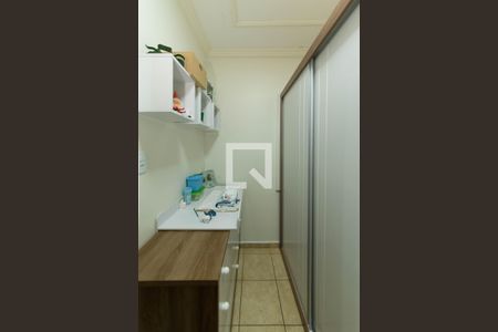 Casa à venda com 280m², 3 quartos e 3 vagas Casa à venda com 280m², 3 quartos e 3 vagasQuarto 2