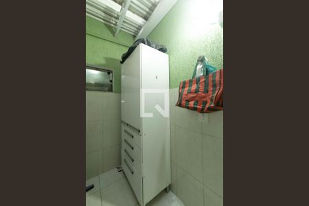 Casa à venda com 280m², 3 quartos e 3 vagas Casa à venda com 280m², 3 quartos e 3 vagasLavanderia