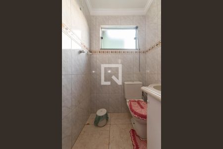 Casa à venda com 280m², 3 quartos e 3 vagas Casa à venda com 280m², 3 quartos e 3 vagasBanheiro de Serviço