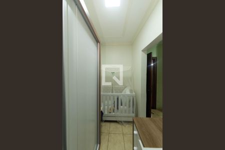 Casa à venda com 280m², 3 quartos e 3 vagas Casa à venda com 280m², 3 quartos e 3 vagasQuarto 2