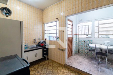 Casa à venda com 165m², 2 quartos e sem vaga Casa à venda com 165m², 2 quartos e sem vagaCozinha