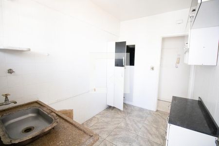 Cozinha de apartamento à venda com 1 quarto, 60m² em Vila Nova Conceição, São Paulo