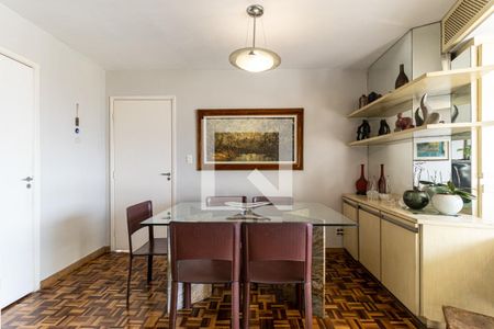 Apartamento à venda com 94m², 3 quartos e 1 vagaSala